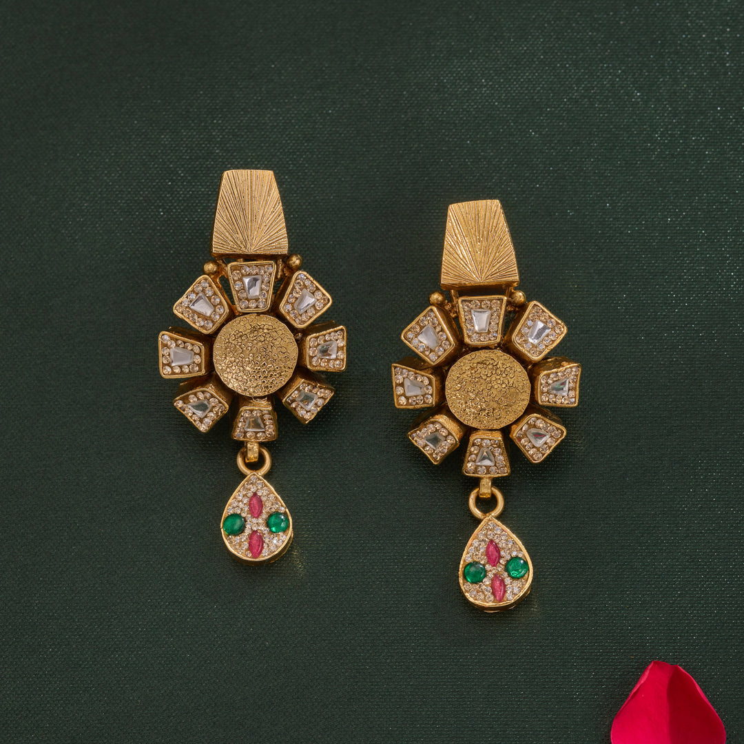 Pushpreya Necklace Set