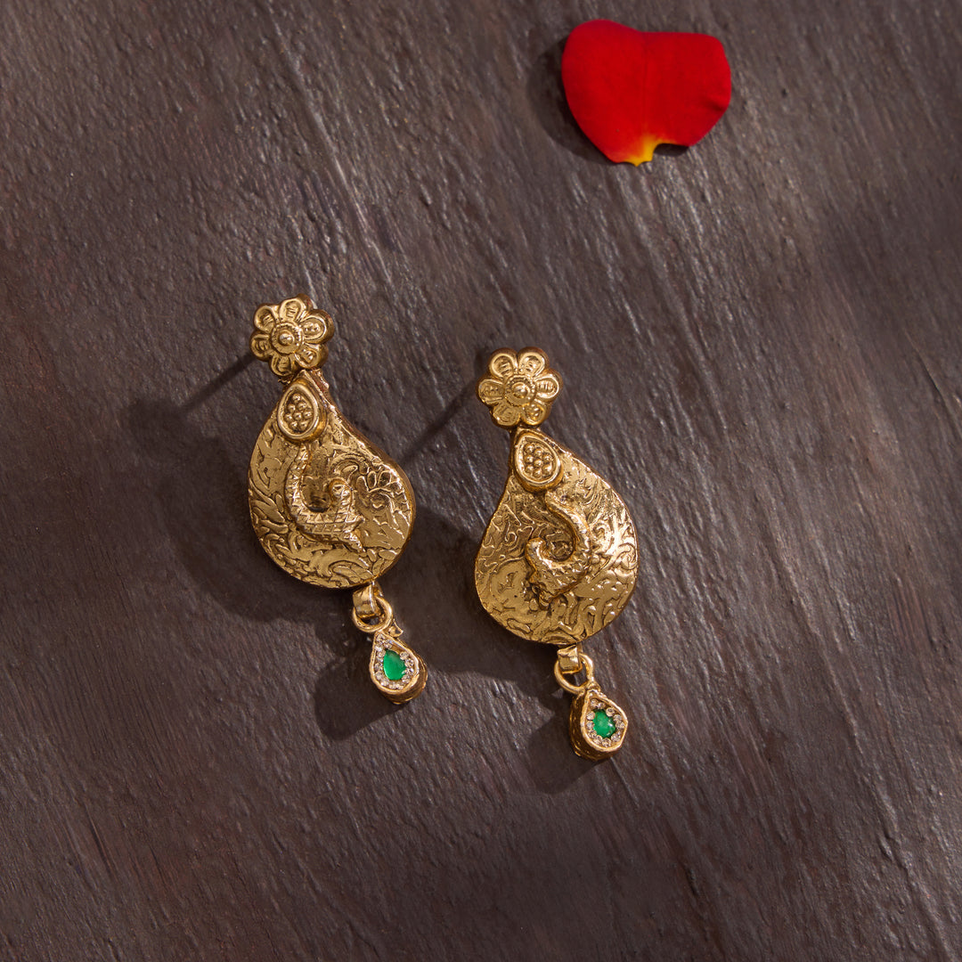 Esha Kanaka Necklace Set