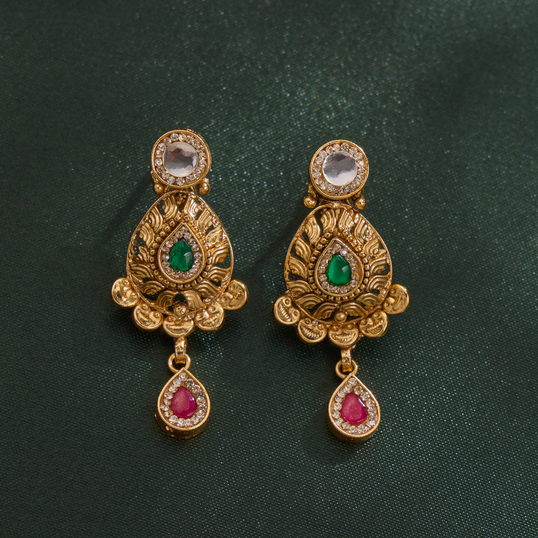 Malli Sree Necklace Set