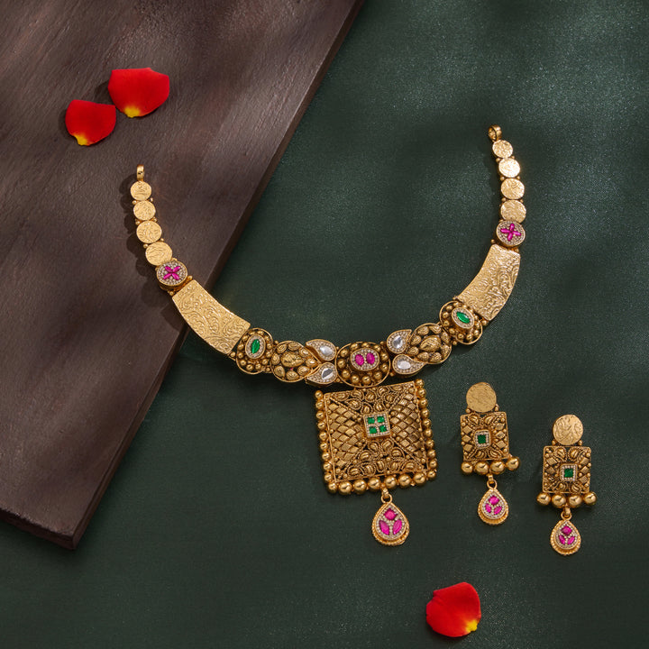 Squarika Necklace Set