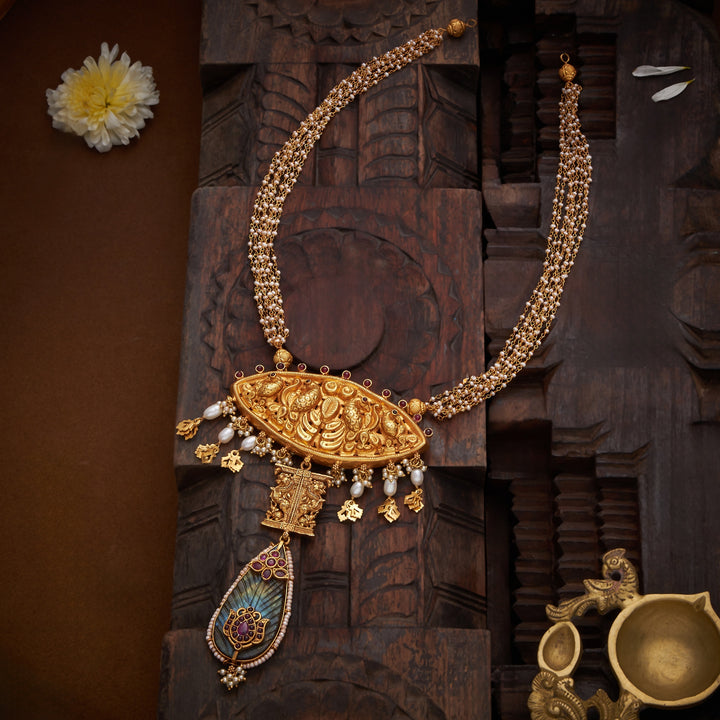 Neel Mor Antique Necklace