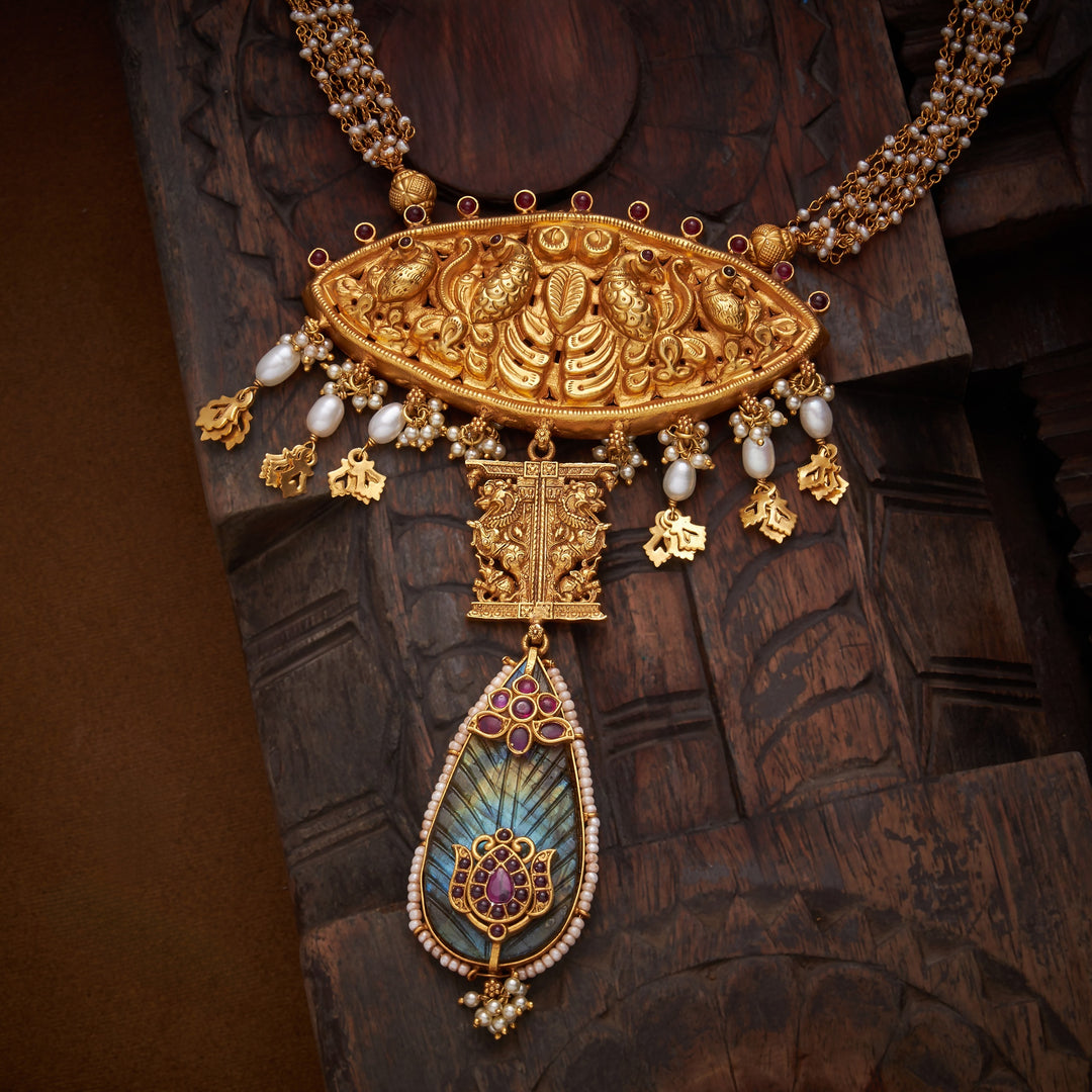 Neel Mor Antique Necklace