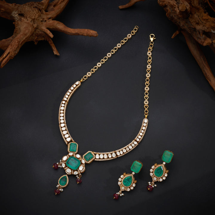 Glimverda Victorian Necklace Set