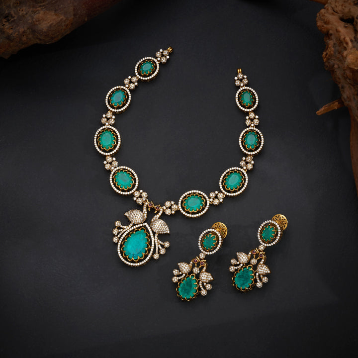 Greenara Victorian Necklace Set