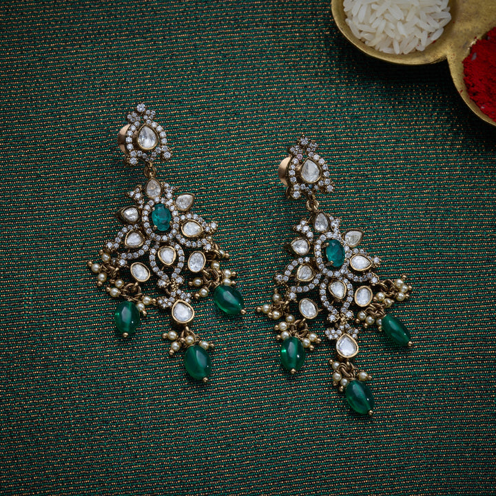 Ovaflora Victorian Necklace Set