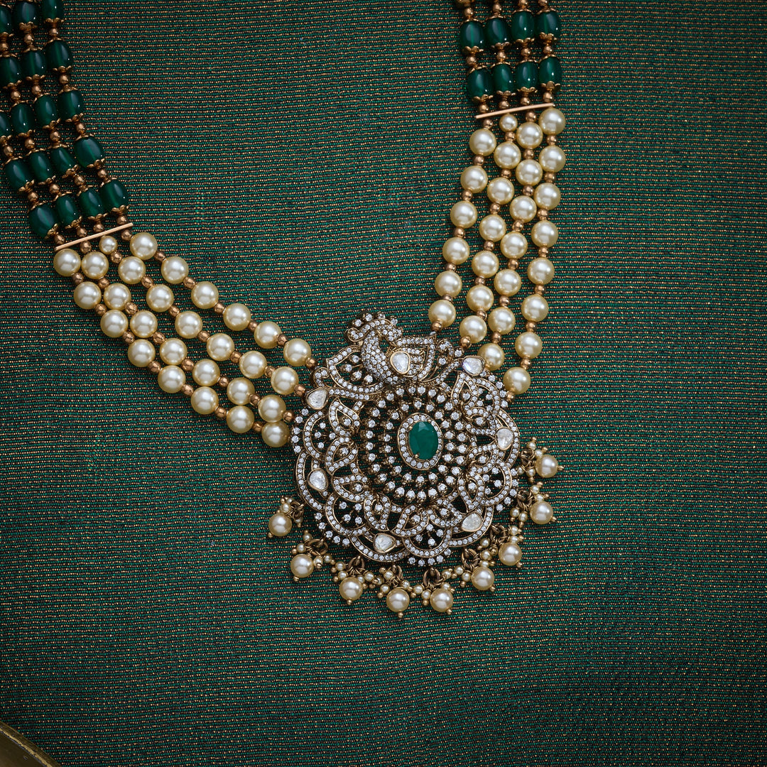 Victorian Feather Necklace Set