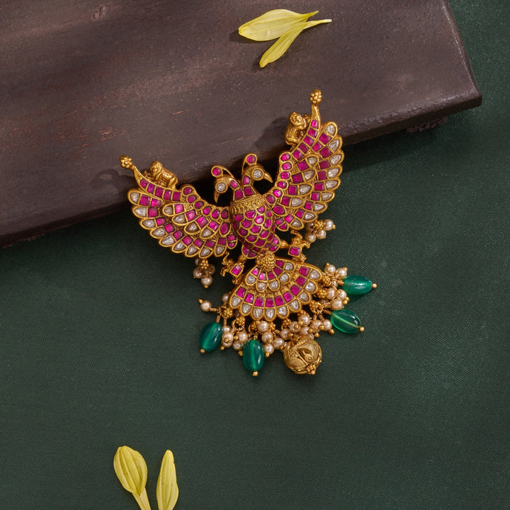 Rajaberunda Kundan Pendant