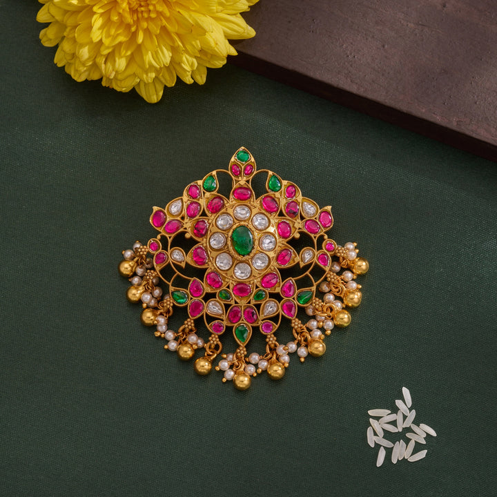 Ovalara Kundan Pendant