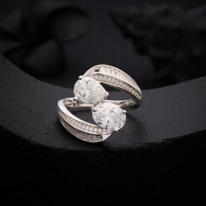 Halo-Pear Whisper Ring