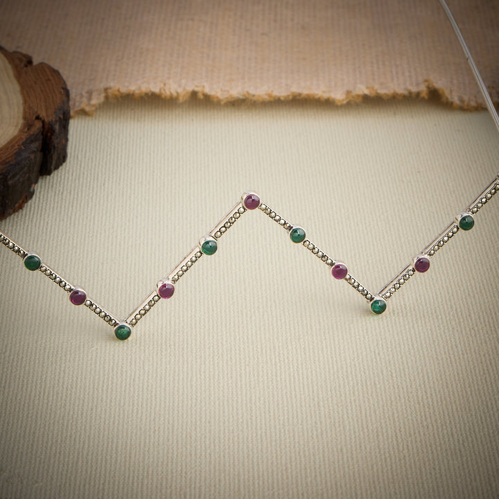 Queen's Oxidised Face Frame