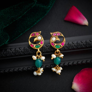 Kundan Kalgi Studs