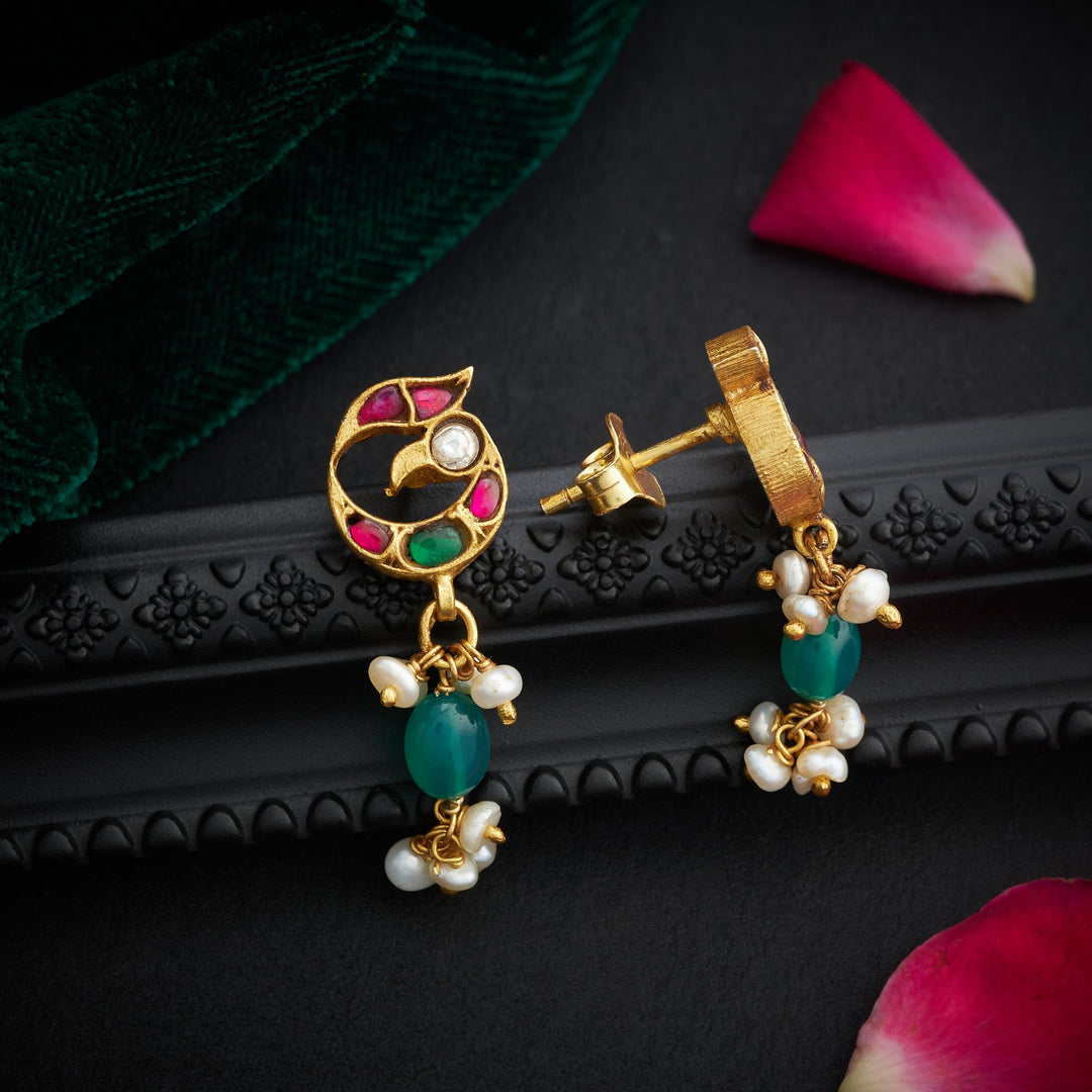 Kundan Kalgi Studs