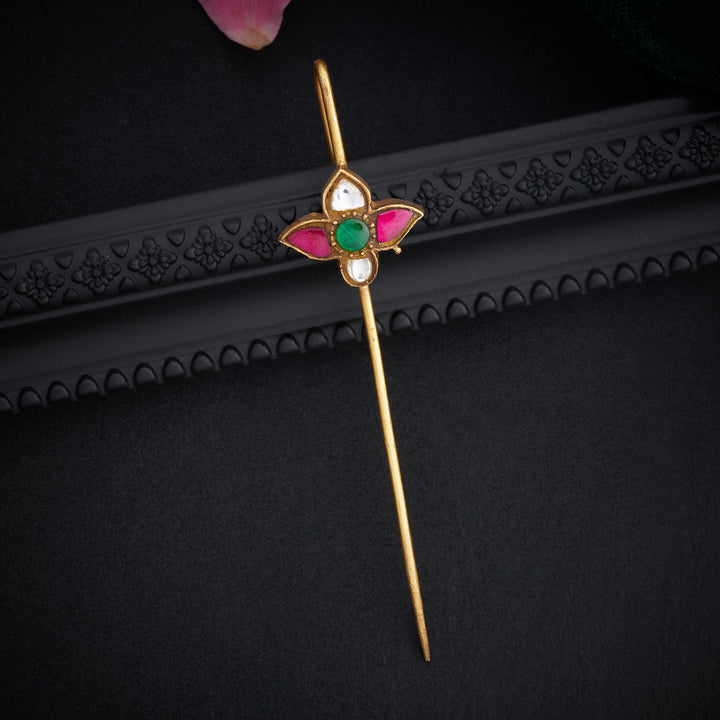 Shahi Gulnaar Kundan Ear Cuff