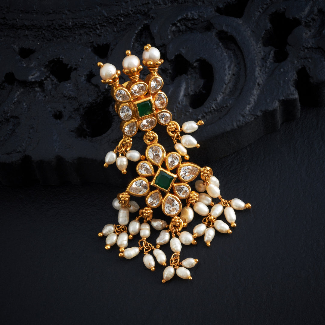 Ishraya Gutta Pasalu Danglers