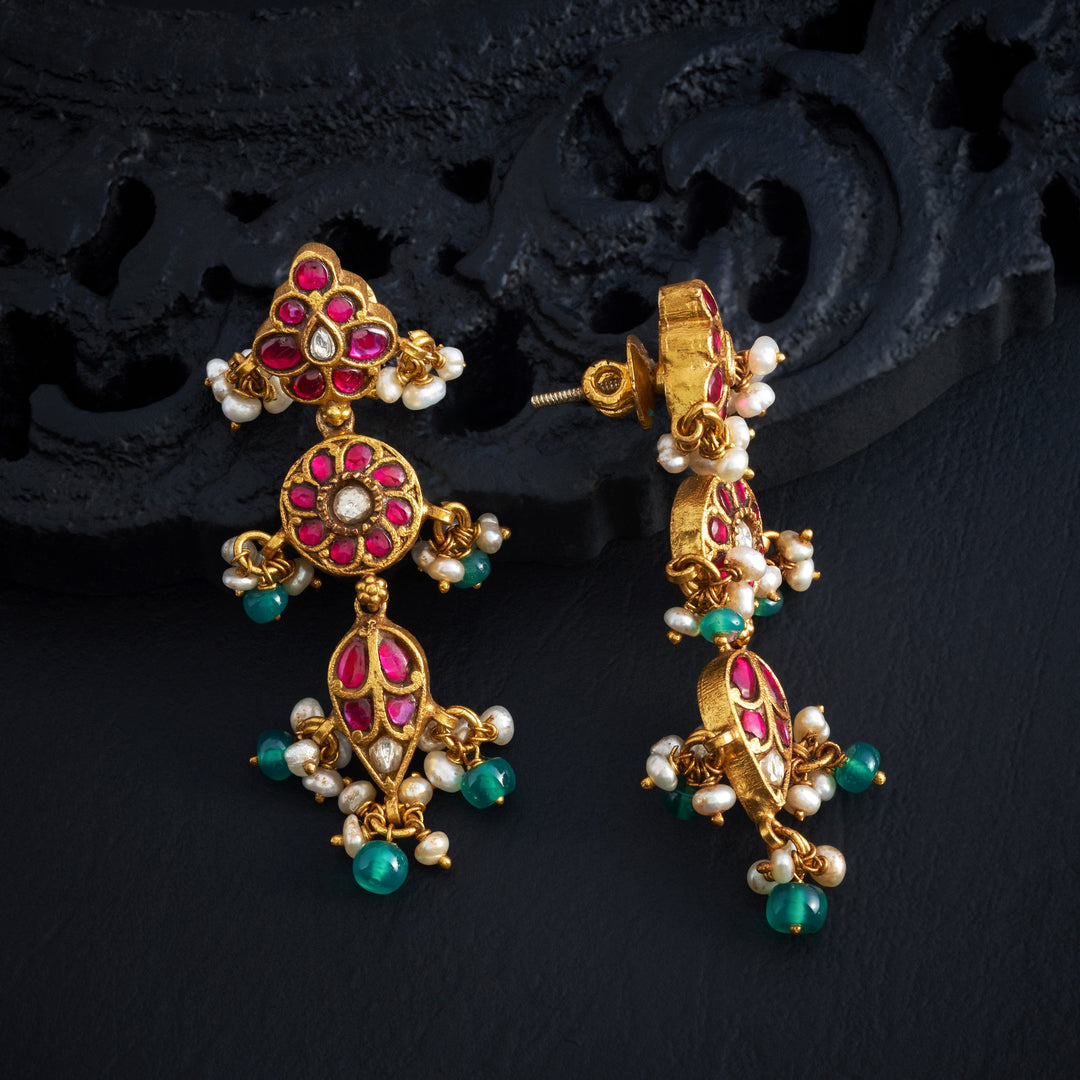 Shrinaya Kundan Danglers