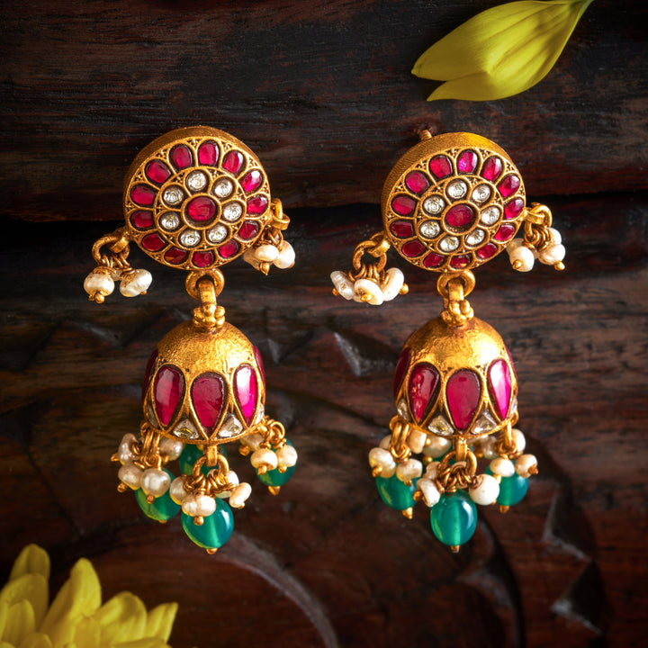 Pushpanshi Kundan Jhumka