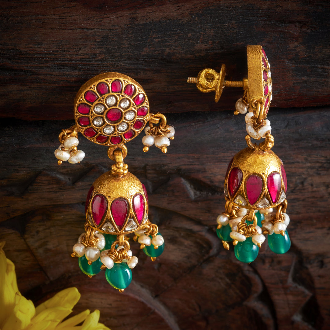 Pushpanshi Kundan Jhumka