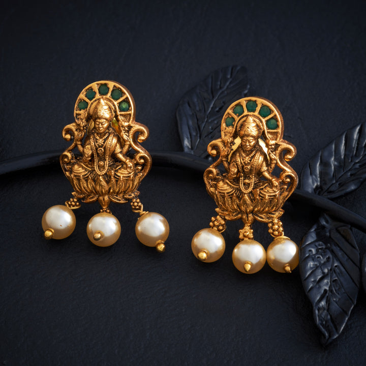 Vasudha Temple Studs
