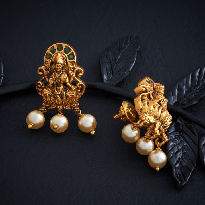 Vasudha Temple Studs