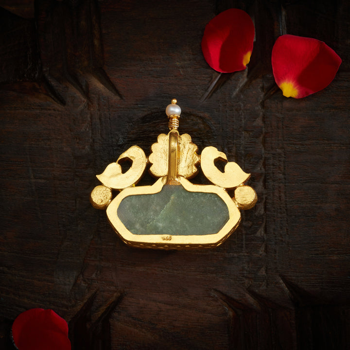 Aahana Kundan Pendant