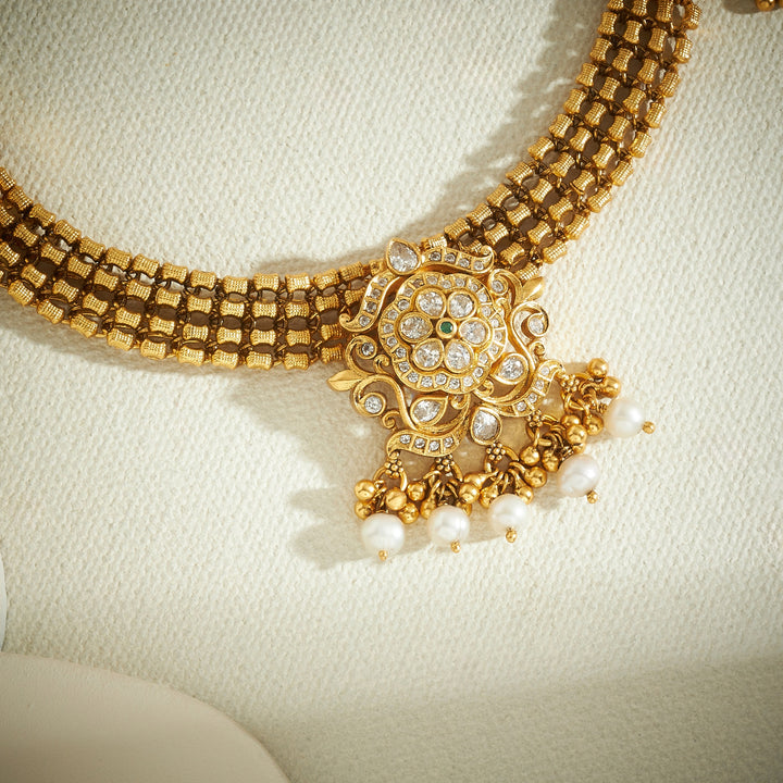 Kanthshaila Stone Chocker
