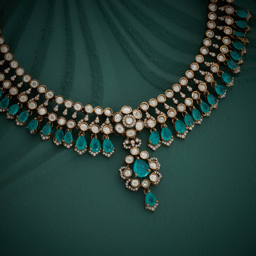 Archira Victorian Necklace Set