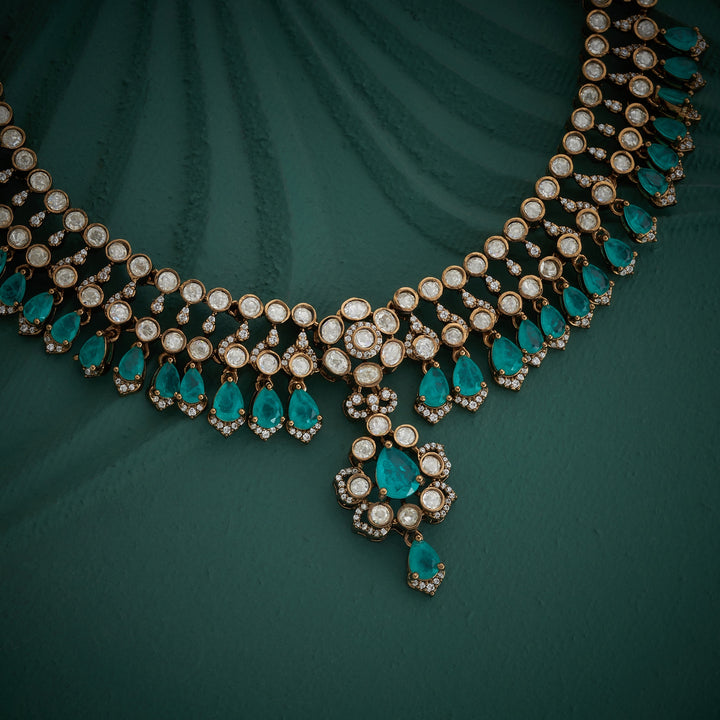 Archira Victorian Necklace Set