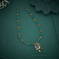 SHORT NECKLACE