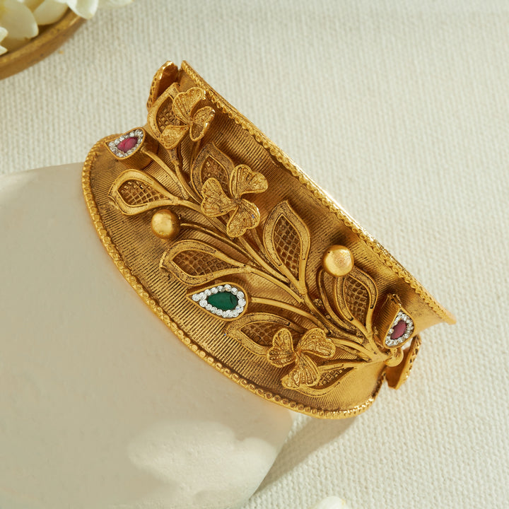 Tanirika Antique Kada