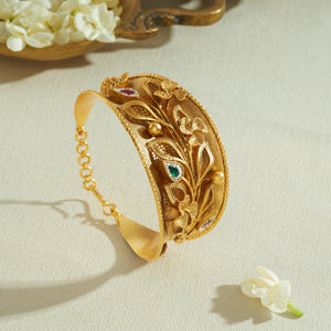 Tanirika Antique Kada