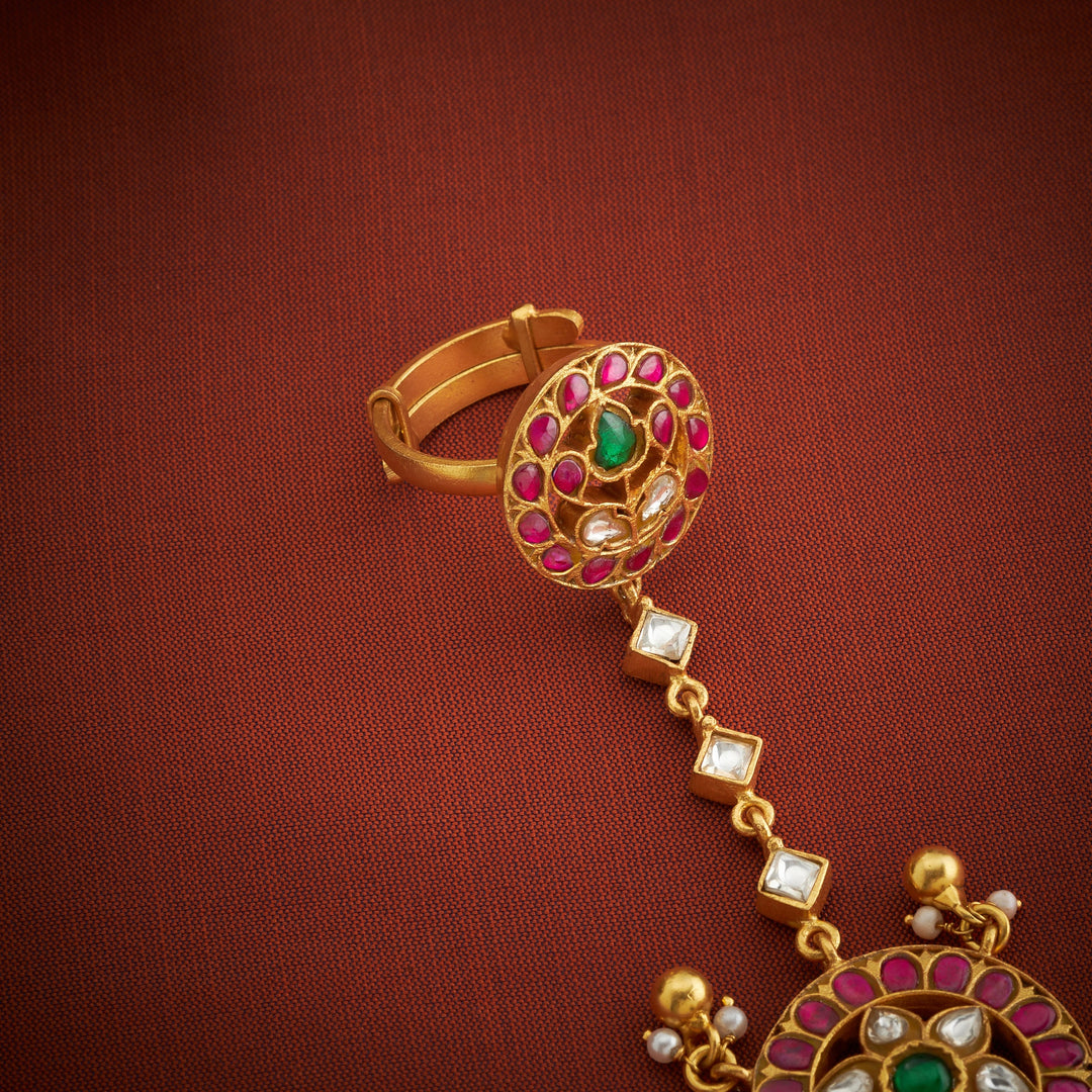 Gulrangi Kundan Haath Phool