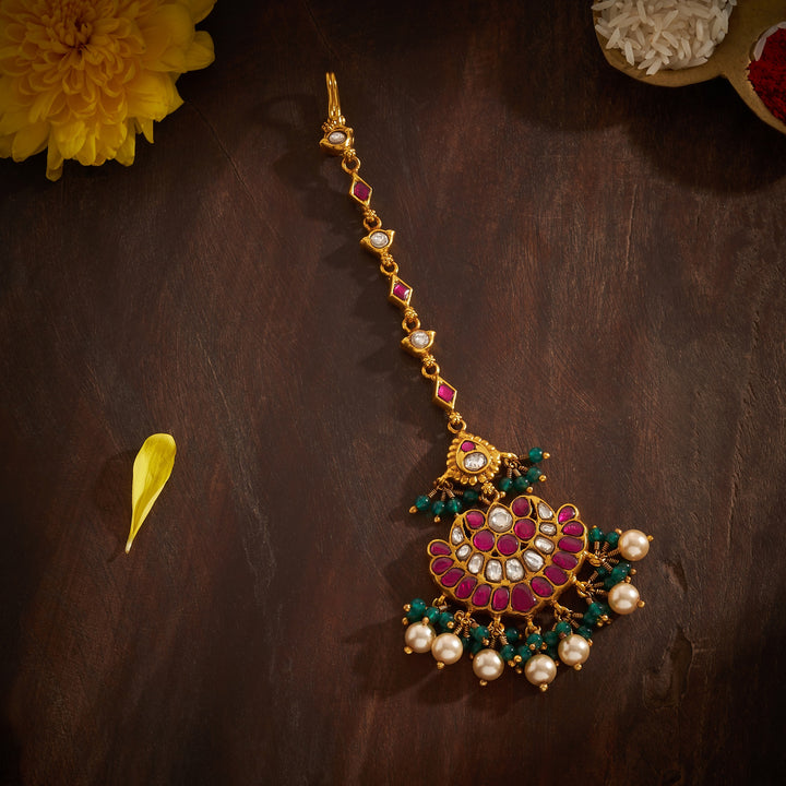 Rania Kundan Tikka