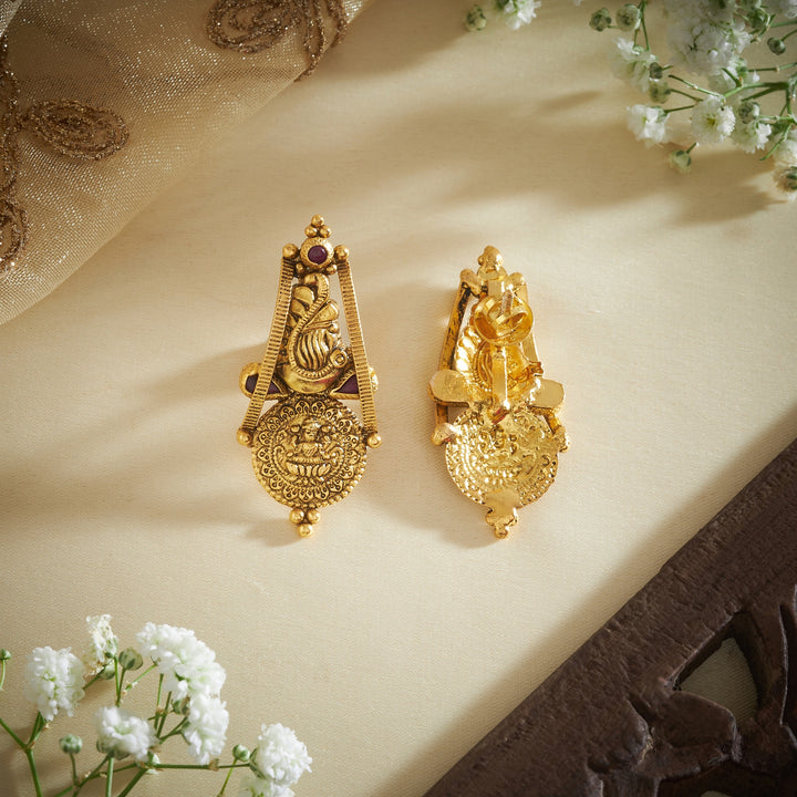Shriyati-Mor Temple Studs