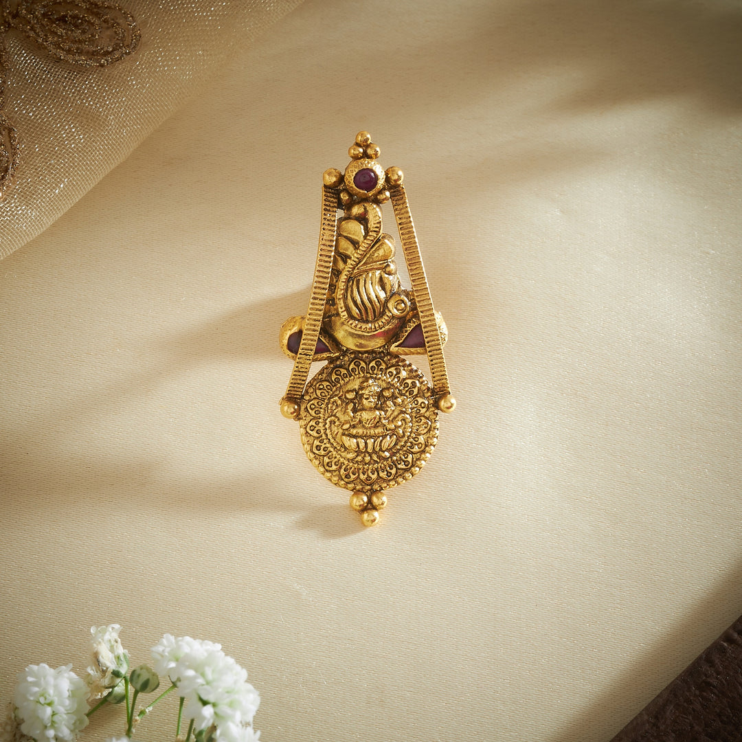 Shriyati-Mor Temple Studs