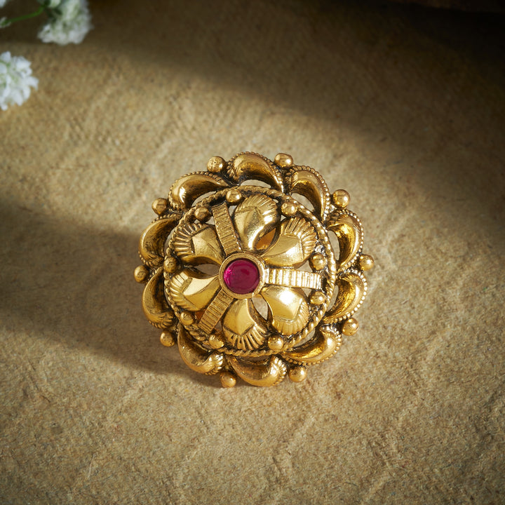 Vanaja Nakshi Studs