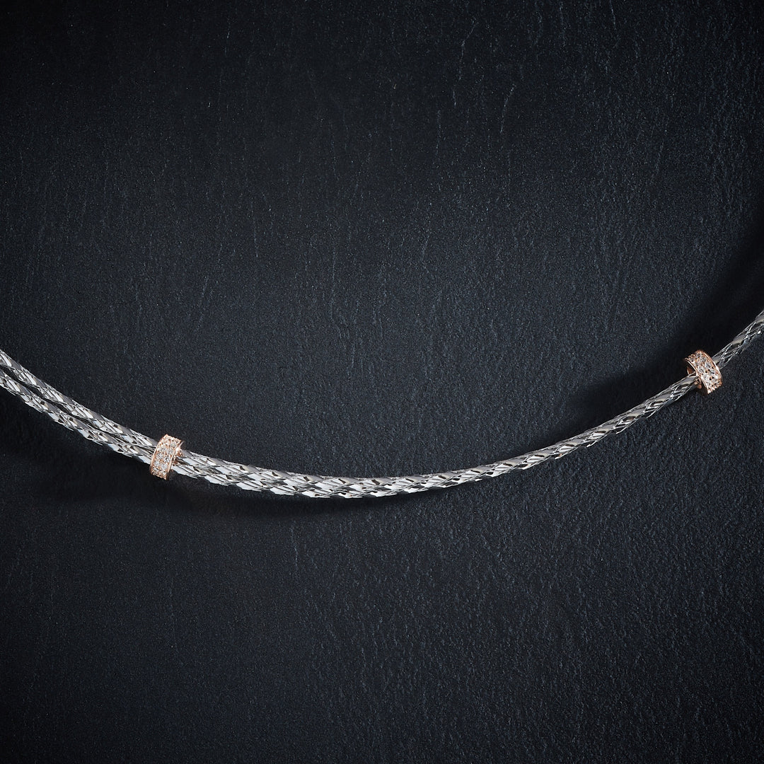 Twist Necklace