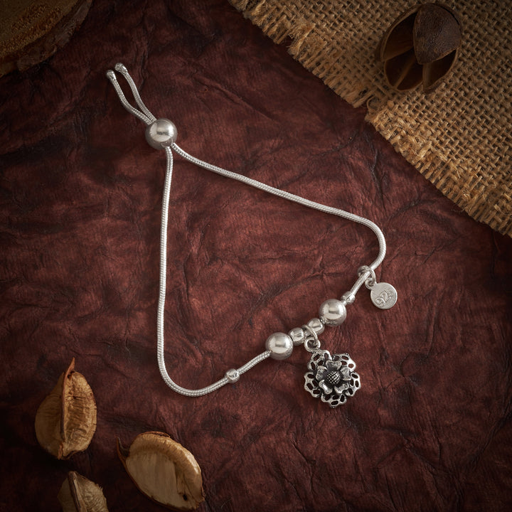 Aarna Bracelet