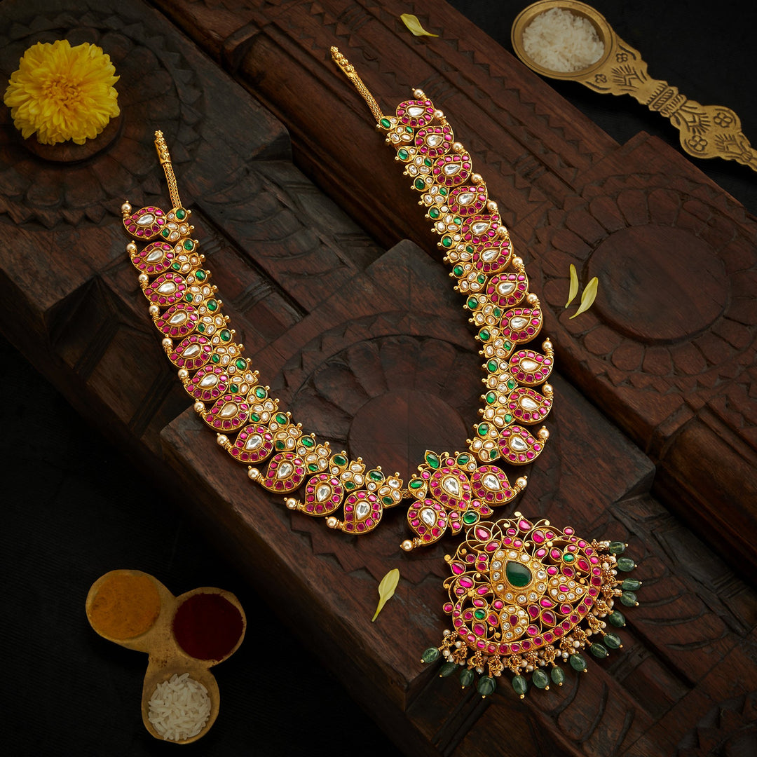 Maanga Vilasa Kundan Necklace