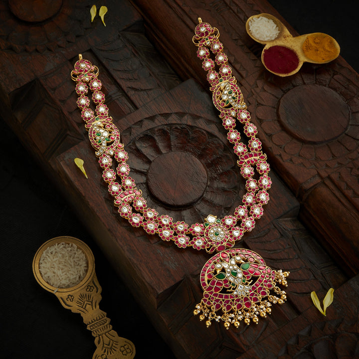 Madhurvya Kundan Necklace