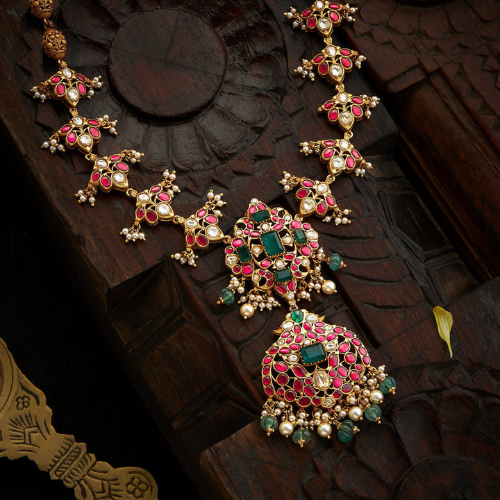 Gulshara Kundan Necklace Set
