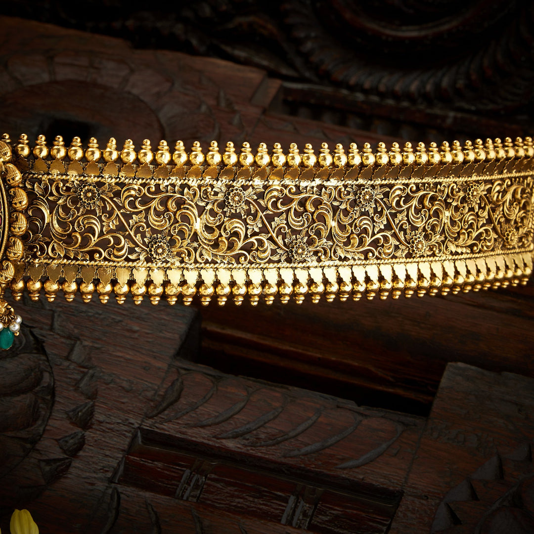 Svarnisha Kundan Oddiyanam