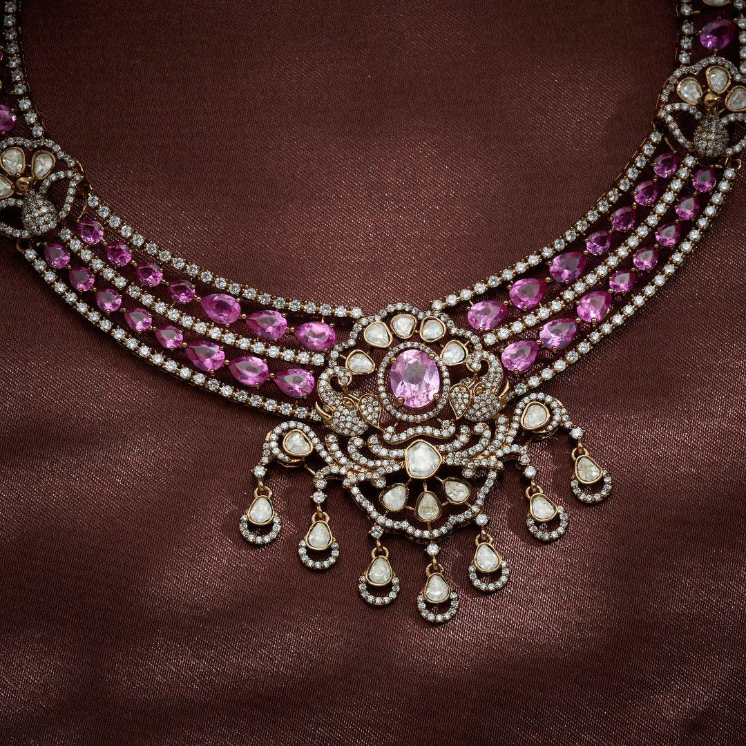 Gajarosea Victorian Necklace Set