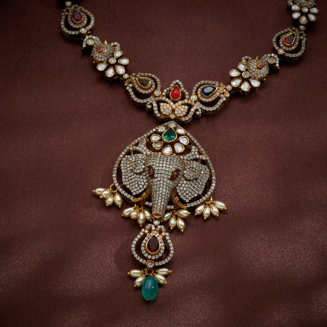 Hastikosha Victorian Necklace Set