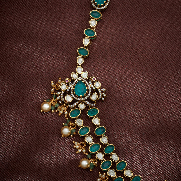 Padmamora Necklace Set