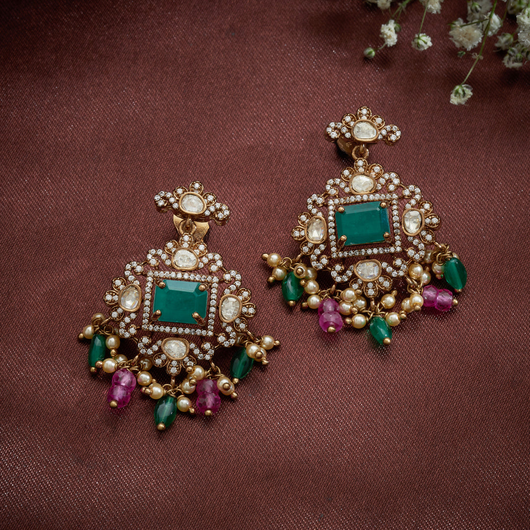 Victorain Four-Veils Necklace