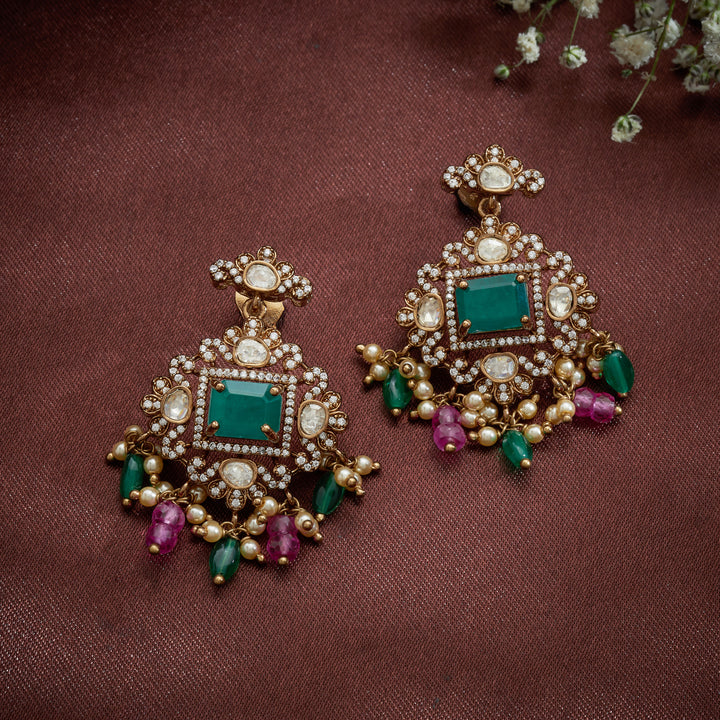 Victorain Four-Veils Necklace