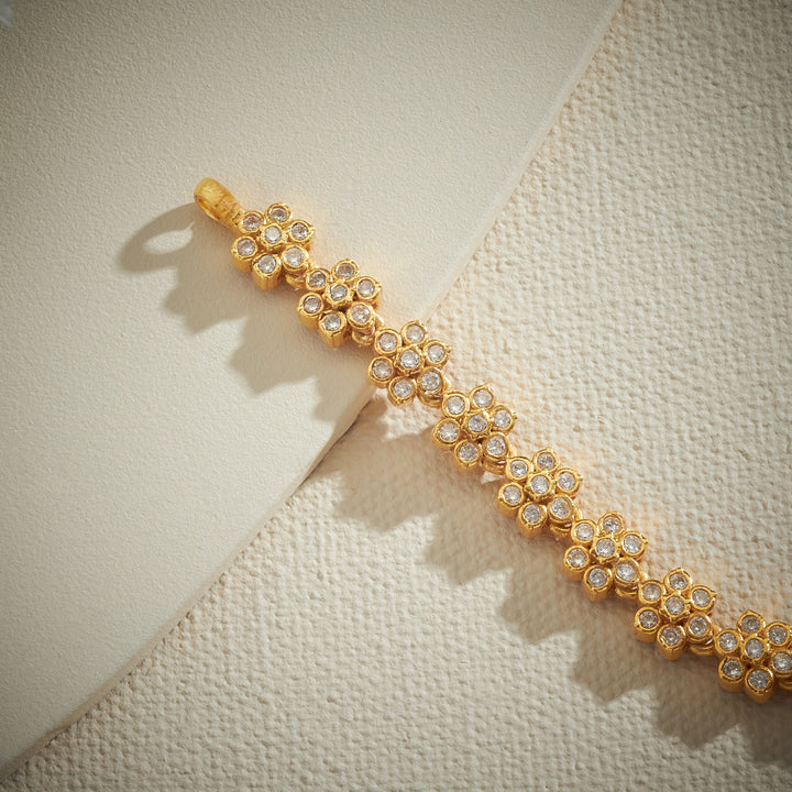 Vedhira Stone Necklace