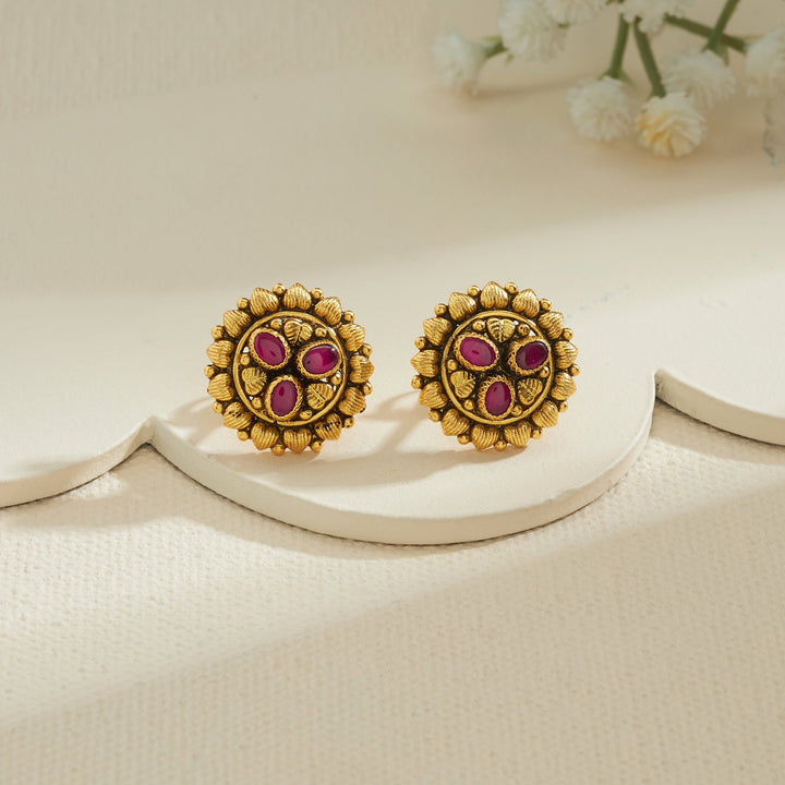 Parijaya Nakshi Studs