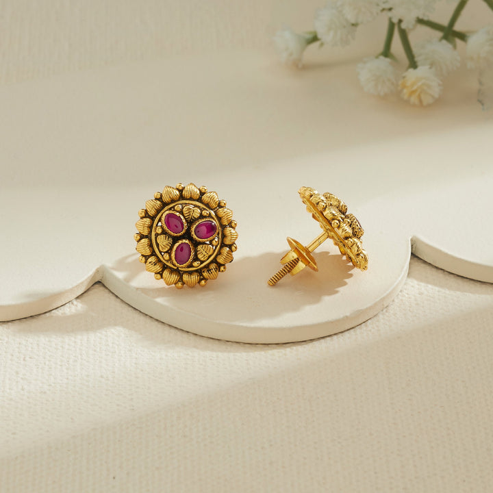 Parijaya Nakshi Studs