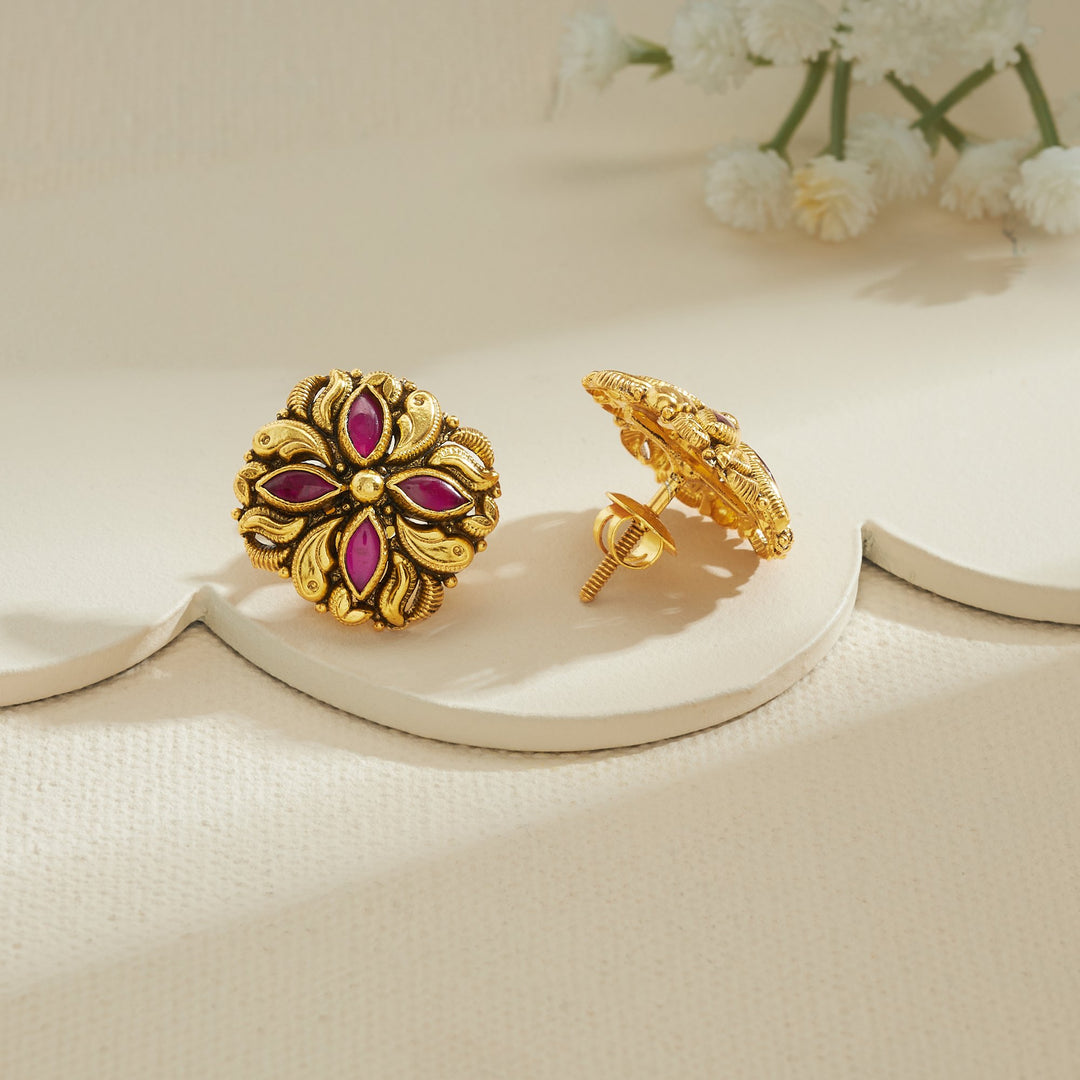 Mallisha Nakshi Studs